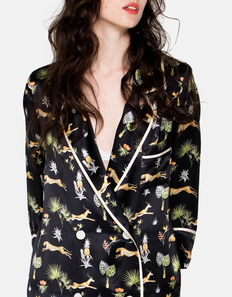 Seiden Schlafanzug mit Dschungel Geheimnis Muster für Damen 100%Seide Pyjama Frauen Lange Ärmel Knopfleiste