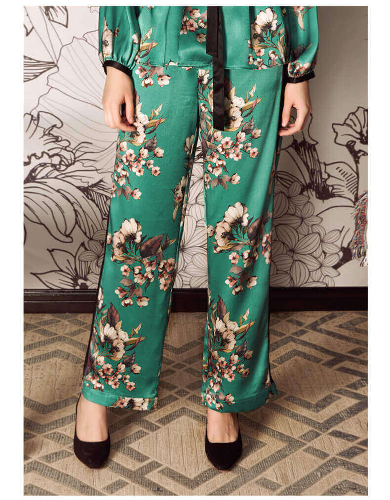 Schlafanzug aus 100%seide mit Blumenmuster Damen Langarm Seiden Pyjama mit Gürtel und Knopfleiste Nachtwäsche Frauen