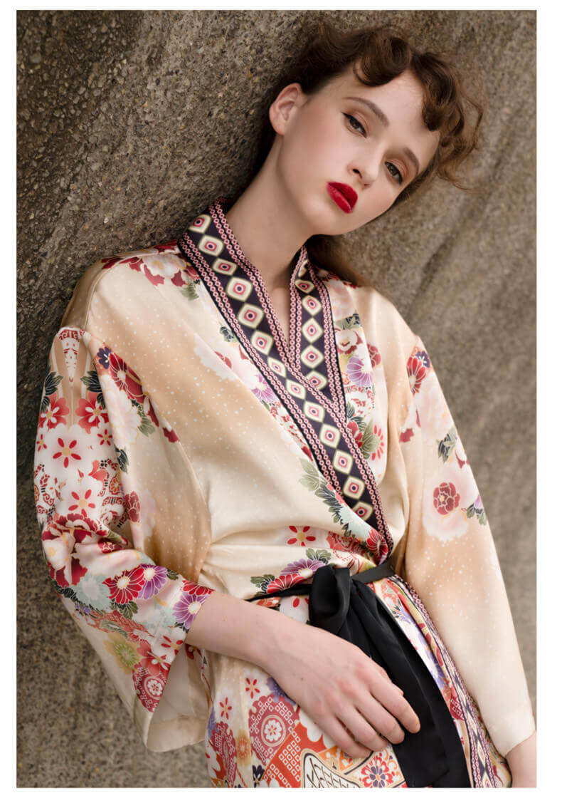 Kimono Set 100%Seide Damen Seiden Morgenmantel Set mit Blumenmuster und Gürtel für Damen Asia Kimono Frauen 1/2 Hülse