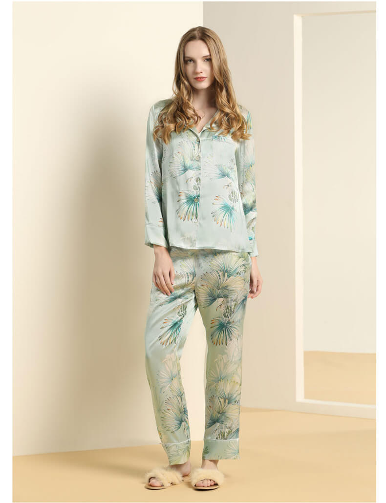 100%Seide Schlafanzug Damen Seidenpyjama mit Palmenmuster und Langarm Eleganter Frauen Pyjama mit Knopfleiste