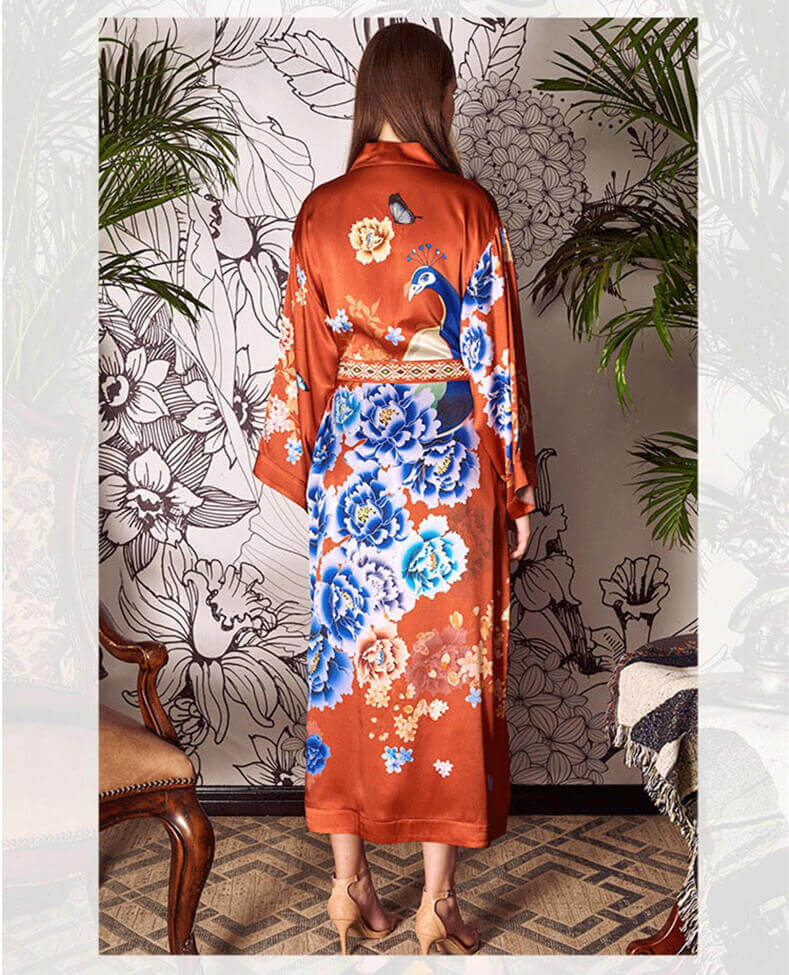 Morgenmantel aus 100% Seide mit Blumenmuster Damen Seiden Kimono mit Hüftgurt und Dreiviertel Langem