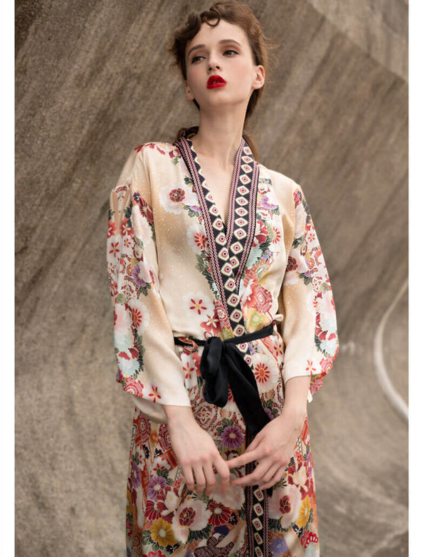 Kimono 100%Seide Damen Seiden Morgenmantel mit Blumenmuster und Gürtel für Damen Asia Kimono Frauen 1/2 Hülse